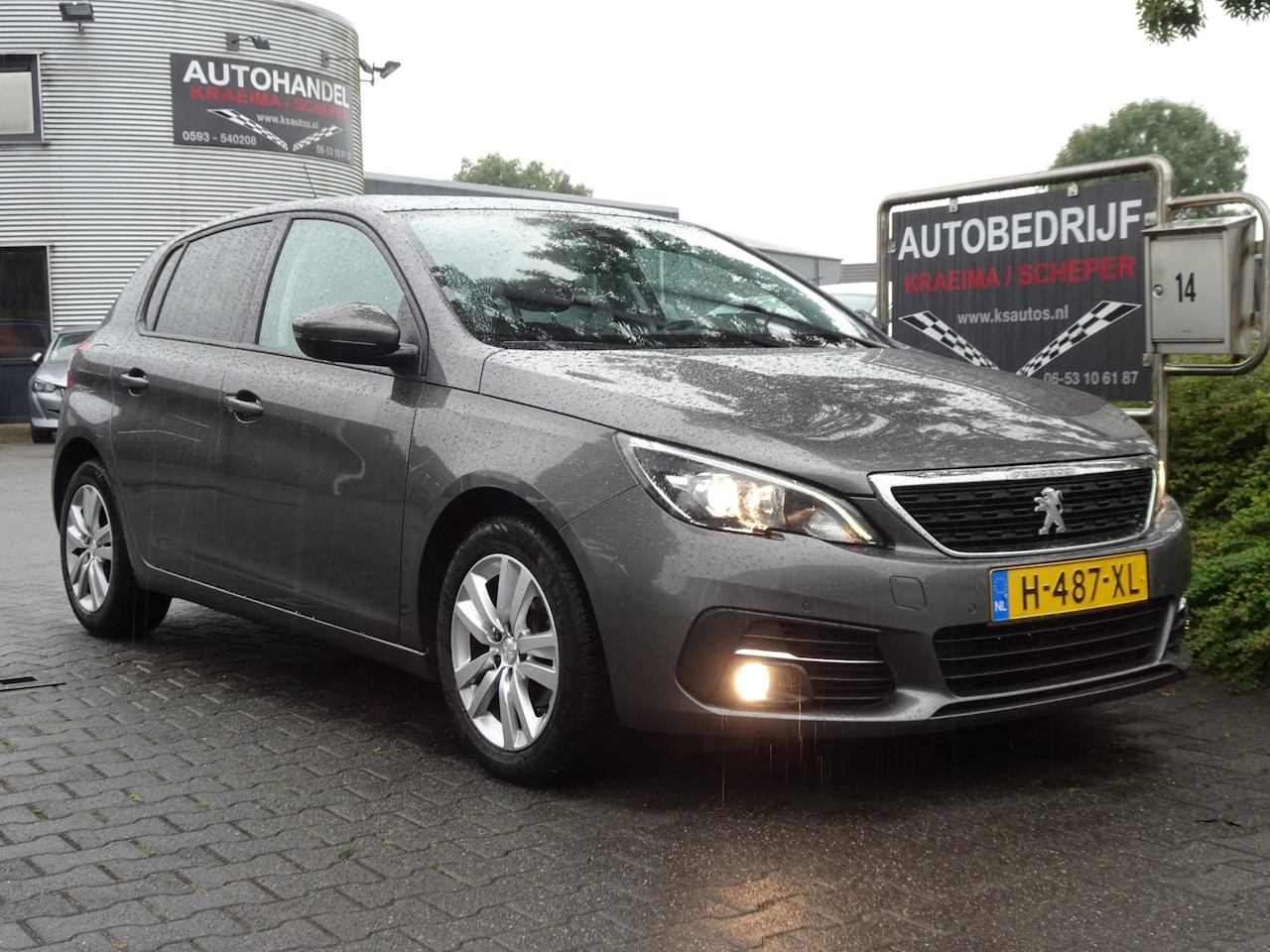 Peugeot 308 - 1.2 PureTech Executive 5-Drs - AutoWereld.nl