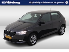 Skoda Fabia - 1.0 TSI Ambition / PARK. SENSOREN/ GETINT GLAS/ 15" LMV