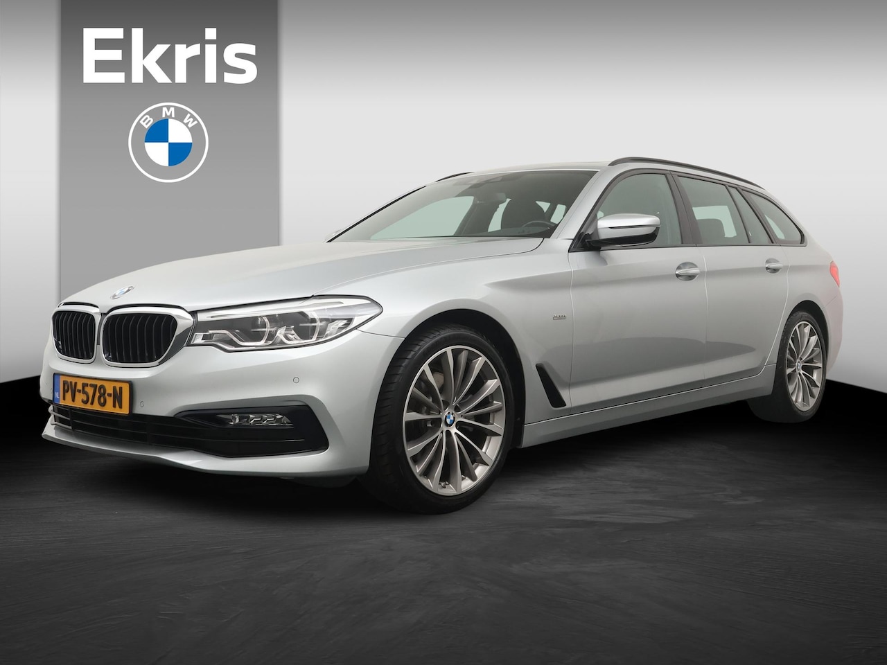 BMW 5-serie Touring - 520i High Executive | Panoramadak | Sport Line | Comfortstoelen | Stoelverwarming | Elektr - AutoWereld.nl