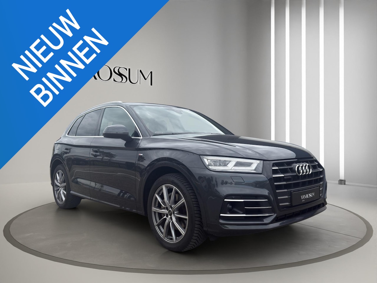 Audi Q5 - 55 TFSI e quattro Competition S-Line | Luchtvering | Head-Up | 20"| Massage | Panoramadak - AutoWereld.nl