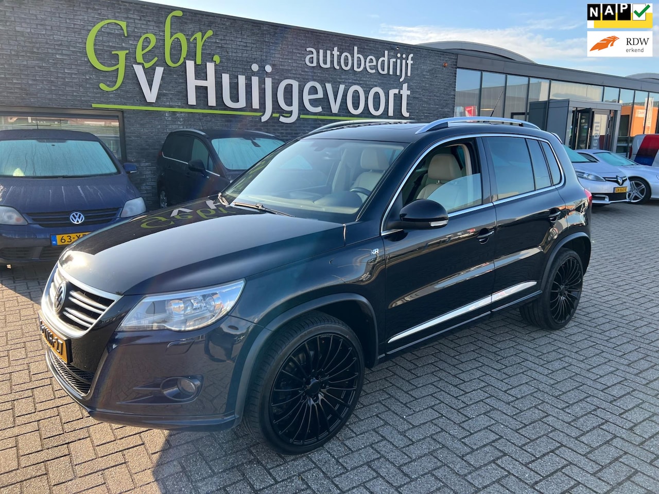 Volkswagen Tiguan - 2.0 TSI Sport&Style 4Motion AUTOMAAT - AutoWereld.nl