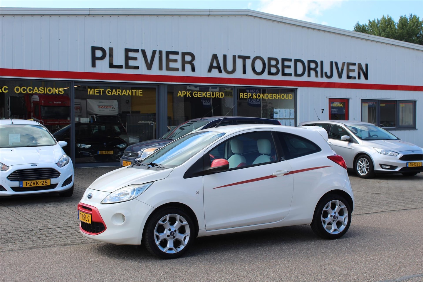 Ford Ka - 1.2 Titanium X 1.2 69pk Titanium X SPORT - AutoWereld.nl