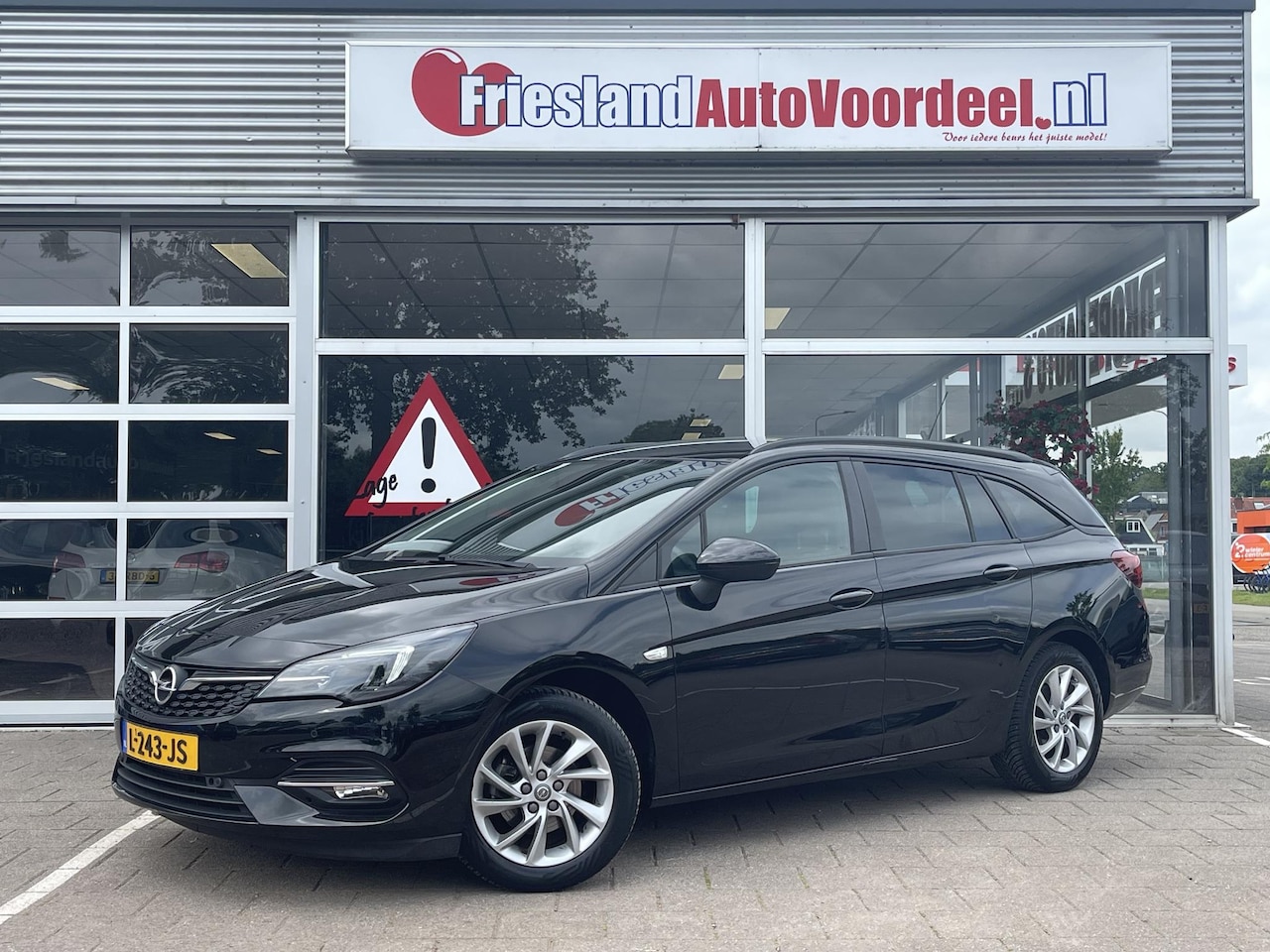 Opel Astra Sports Tourer - 1.2 Edition /Climate/Cruise/Apple Carplay/Winterpakket/ 79.253 km/APK 10-06-2027/ - AutoWereld.nl