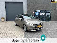 Peugeot 208 - 1.2 VTi Allure Clima, Cruise, Navigatie, NAP