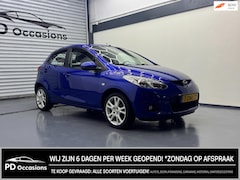 Mazda 2 - 2 1.3hp S-VT Touring - Elek. Pakket - Stoelverw. - Airco