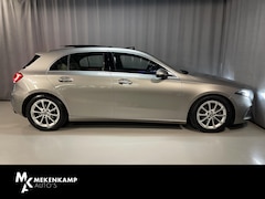 Mercedes-Benz A-klasse - 180 Business Solution Luxury 17"/Panoramadak/Elektrische stoelen + memory/Keyless/Trekhaak