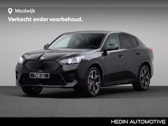 BMW iX2 - xDrive30 65kWh | M-Sportpakket Pro | 20'' M-Lichtmetaalvelgen Y-Spaak | Adaptief M-Onderst