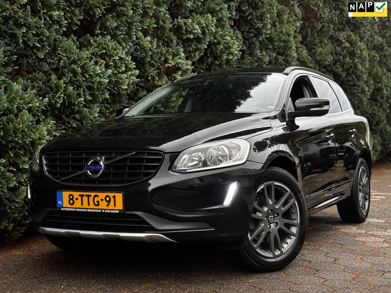 Volvo XC60 - 2.0 T5 FWD Momentum 2.0 T5 FWD Momentum - AutoWereld.nl