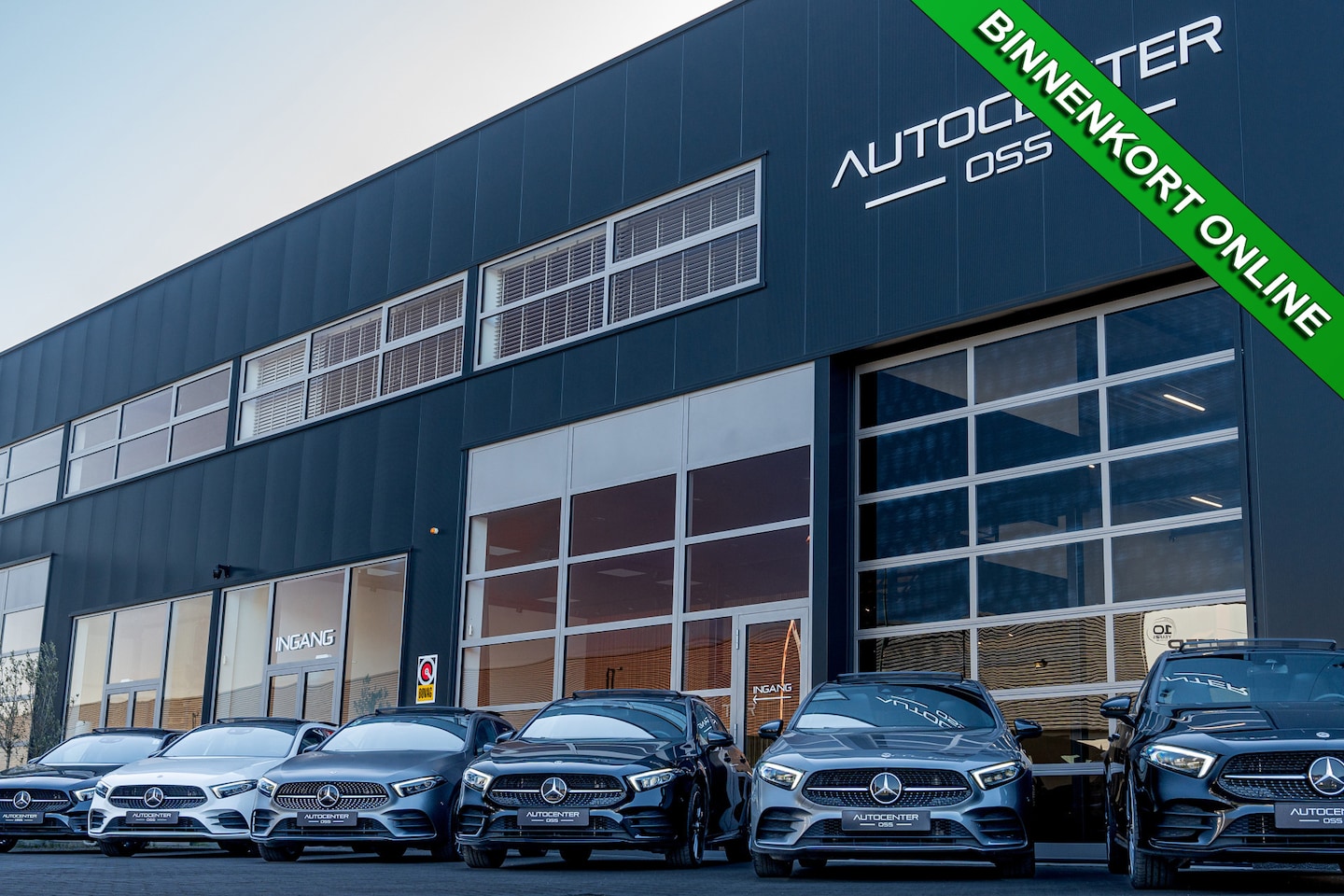 Mercedes-Benz A-klasse - 250 e Limousine AMG ✅ PANO ✅ NIGHT ✅ CAMERA ✅ SFEERVERLICHTING ✅ CARPLAY - AutoWereld.nl