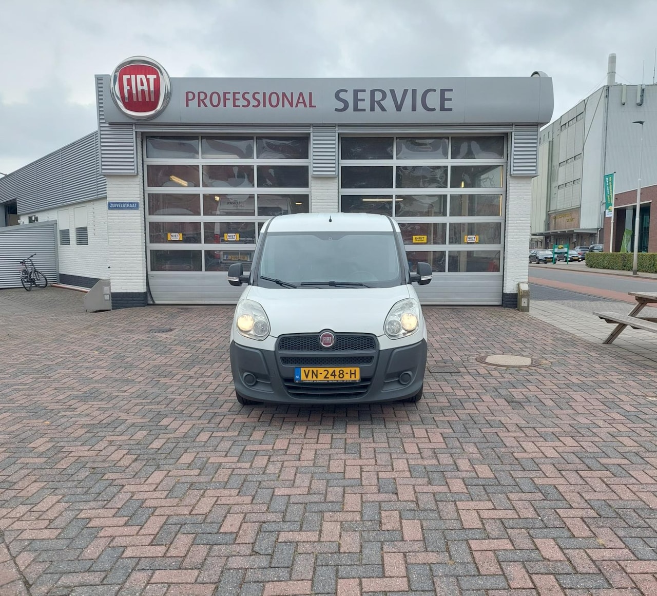 Fiat Doblò Cargo - 1.3 MultiJet Actual 1.3 MultiJet Actual - AutoWereld.nl