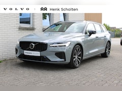 Volvo V60 - T6 Automaat Plug-in hybrid AWD Plus Dark |Panoramadak|Premium Audio| DAB| Key less Entry|