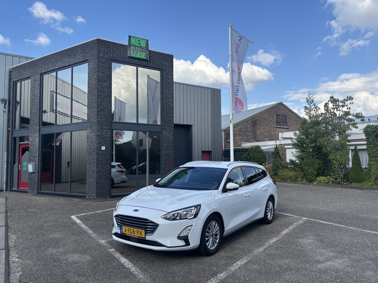 Ford Focus Wagon - 1.0 EcoBoost Hybrid Titanium X Business 1.0 EcoBoost Hybrid Titanium X Business - AutoWereld.nl