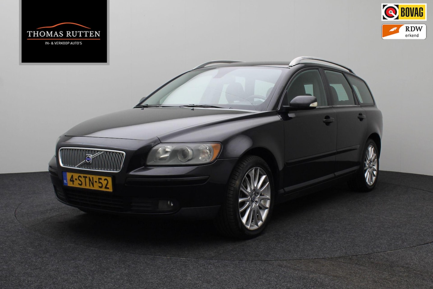 Volvo V50 - 2.4i 2004 Cruise control | Trekhaak | Elektrische ramen | Lichtmetaal | Centrale vergrende - AutoWereld.nl