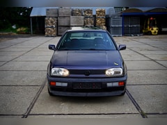 Volkswagen Golf - 1.4 CL Rolling Stones | Nieuwstaat | Uniek | APK 08-09-2027