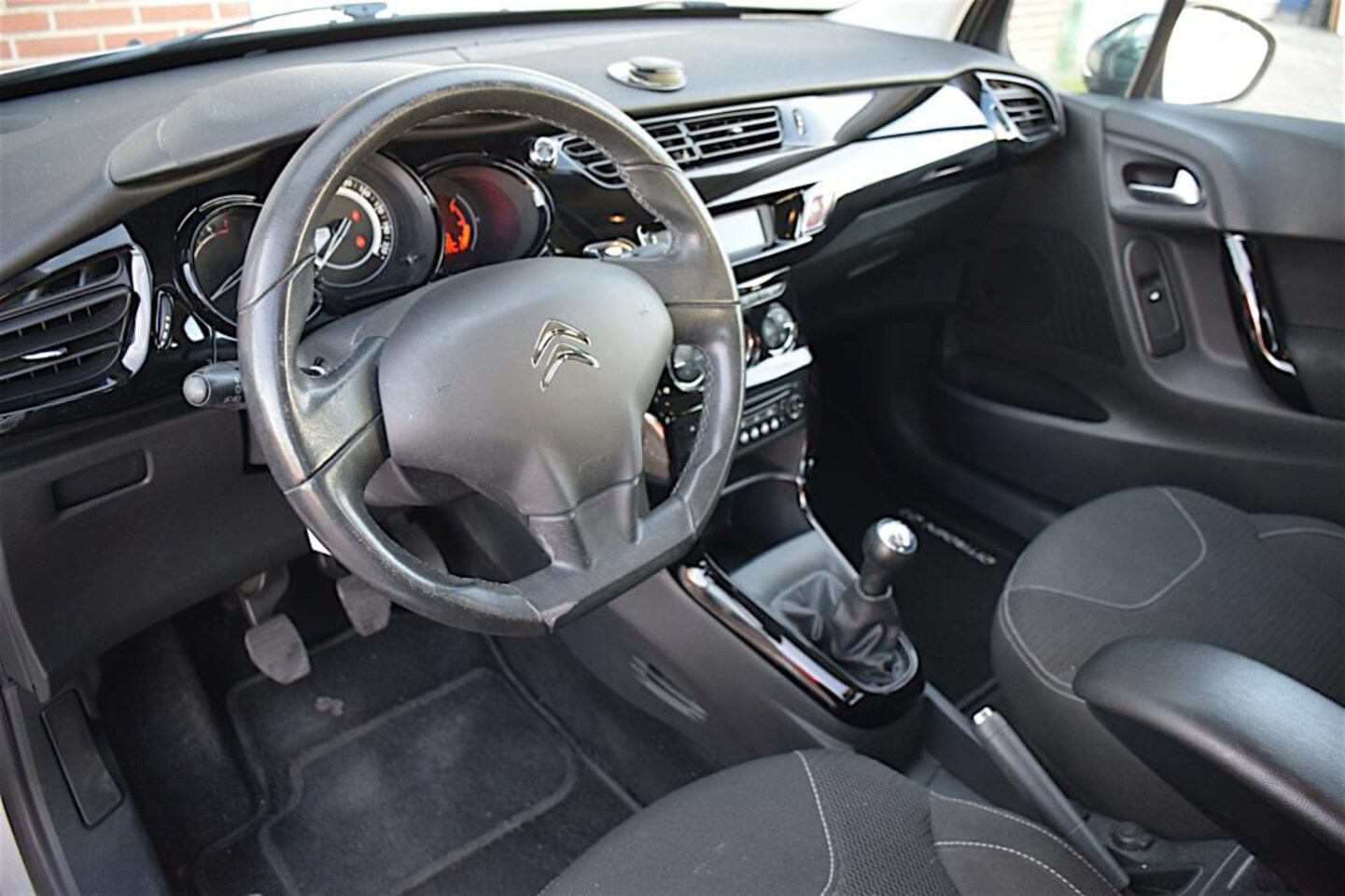 Citroën C3 - 1.2 VTi Collection, Afneembare trekhaak, dealeronderhouden, Airco, NAP, Origineel Nederlan