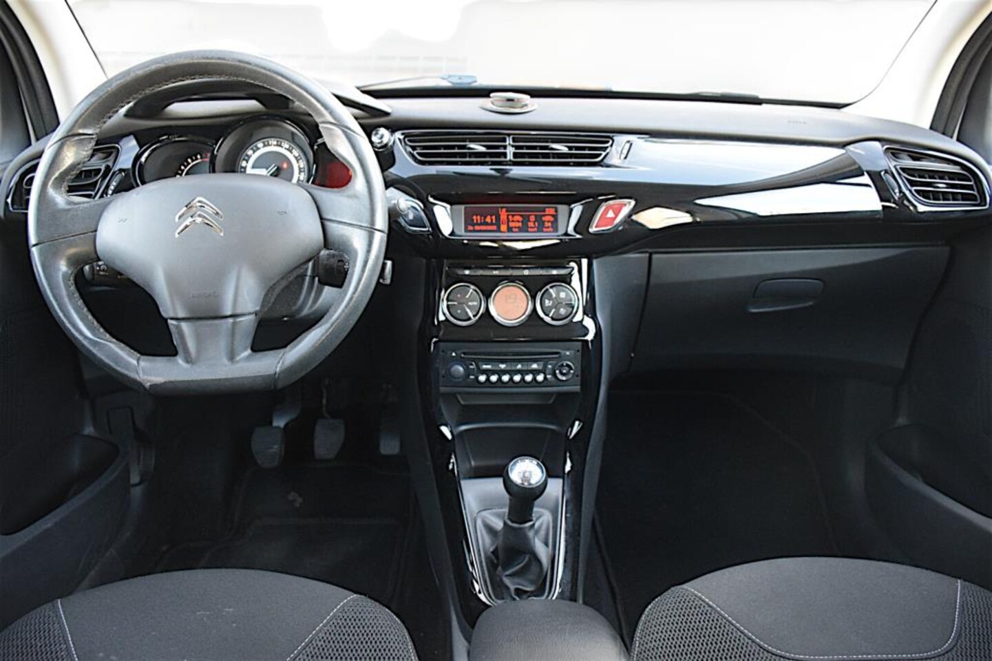 Citroën C3 - 1.2 VTi Collection 1.2 VTi Collection, Afneembare trekhaak, dealeronderhouden, Airco, NAP, Origineel Nederlan