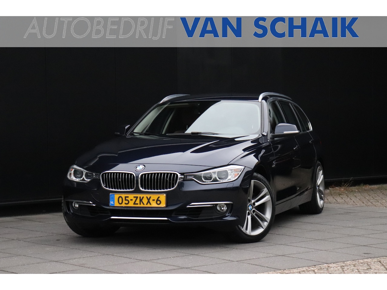 BMW 3-serie Touring - 320i High Executive | LEDER | TREKHAAK | PDC | NAVI | CRUISE | LMV | - AutoWereld.nl