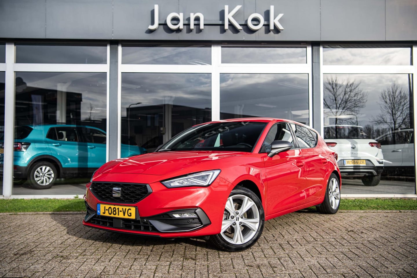 SEAT Leon - 1.0 TSi 110 pk FR | Full LED | Camera | Parkeersensoren - AutoWereld.nl