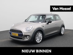 MINI Cooper - 1.5 Business | Navigatie | Camera | Climate Control | Stoelverwarming |