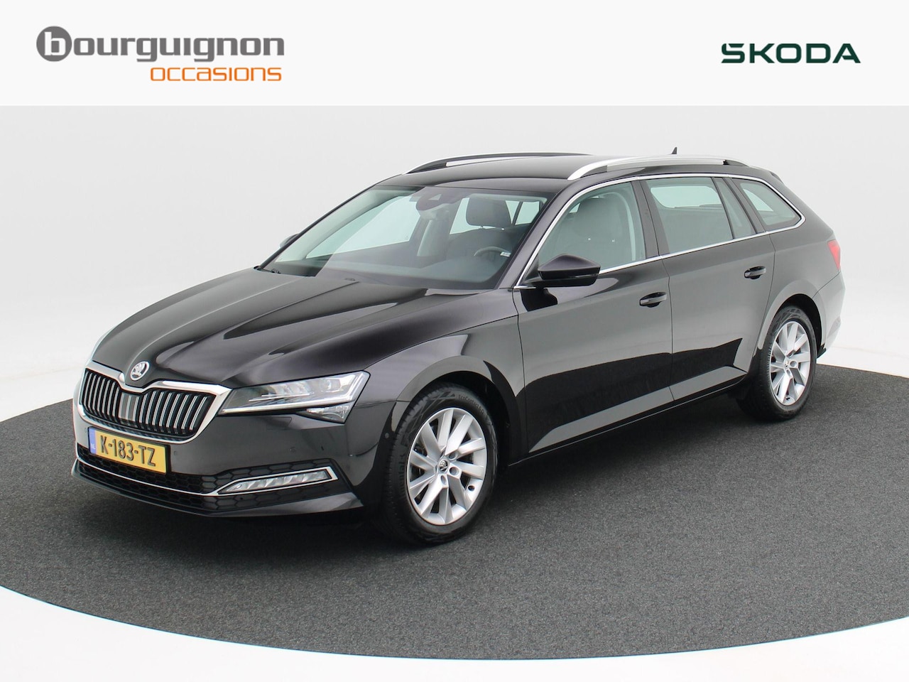 Skoda Superb Combi - 1.5 TSi 150 Pk Automaat Business Edition | Trekhaak | Camera | Sensoren | Carplay | Naviga - AutoWereld.nl