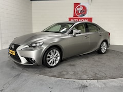 Lexus IS - 300h Luxury Line, 100% Dealer onderhouden, Navi, Cruise, Clima, Leer stoelkoeling, Xenon,