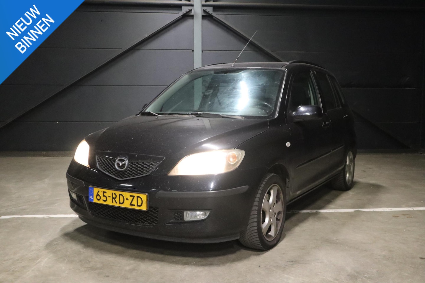 Mazda 2 - 1.6 Sportive HANDEL/EXPORT - AutoWereld.nl