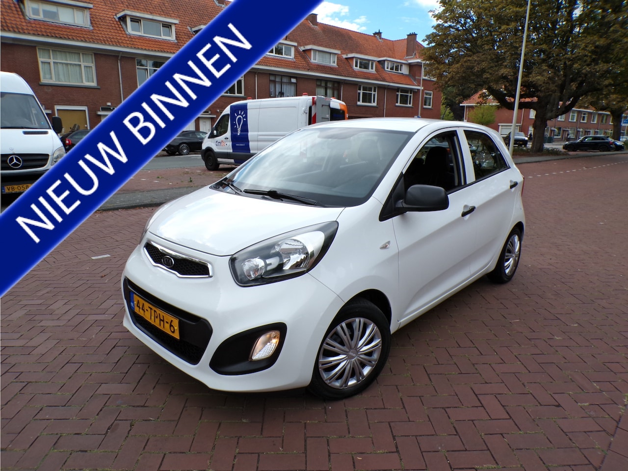 Kia Picanto - 1.0 CVVT Comfort Pack camera telefoon navigatie...... - AutoWereld.nl