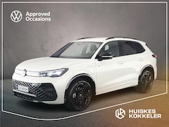 Volkswagen Tiguan - R-Line Business 1.5 TSI eHybrid 272pk DSG Automaat Trekhaak, LED matrix koplampen, Black S