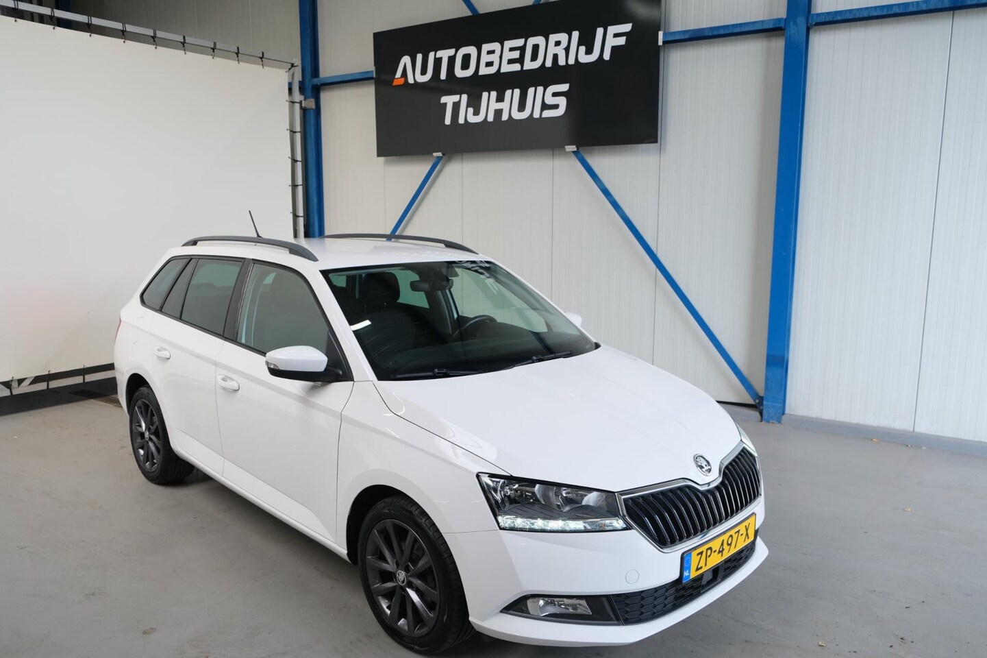 Skoda Fabia Combi - 1.0 Business Edition - N.A.P. Airco, Cruise, Trekhaak. - AutoWereld.nl