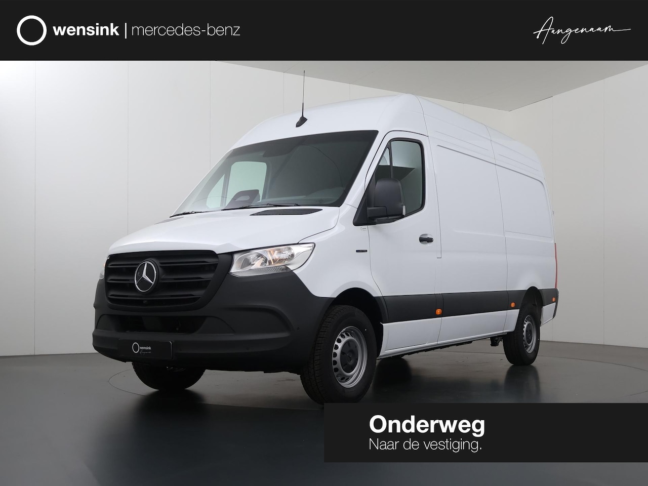 Mercedes-Benz eSprinter - 414 L2 H2 RWD PRO 81kWh | 115 kW Snelladen | Trekhaak | Smartphone integratie pakket | Ach - AutoWereld.nl