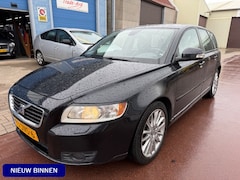 Volvo V50 - 2.4i Edition II AUTOMAAT - LEER - NAVI Bomvolle uitvoering met uitstekend Dealer onderhoud