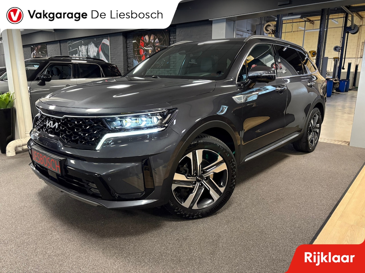 Kia Sorento - 1.6 T-GDI Plug-in Hybrid 4WD ExecutiveLine 7p. / Leder / 360 camera / dealer onderhouden / - AutoWereld.nl