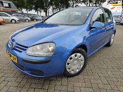 Volkswagen Golf - 1.4 Trendline 5Drs 2004. Airco/Cruise/Trekhaak etc.. APK 04-2026