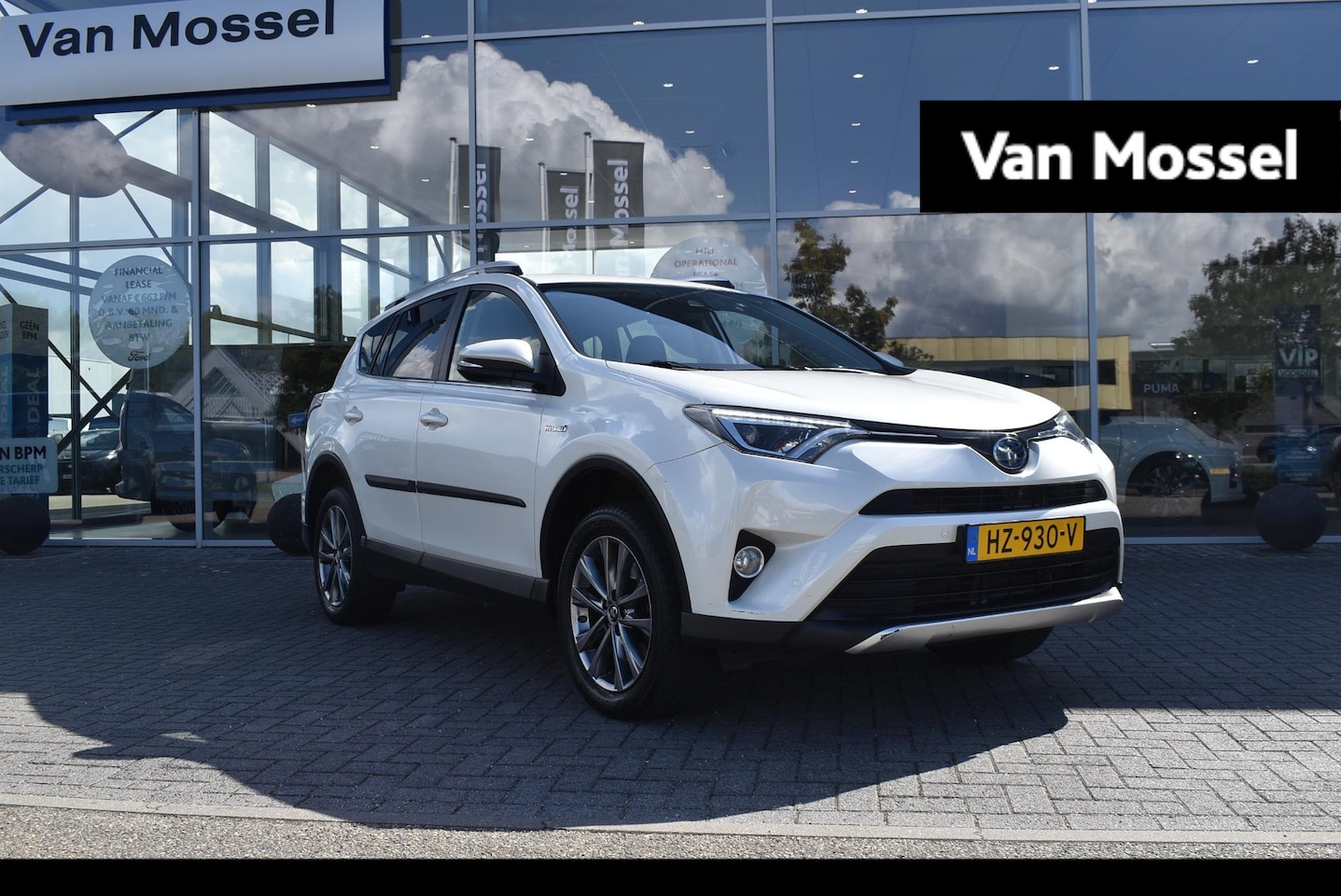 Toyota RAV4 - 2.5 Hybrid AWD Executive Business 2.5 Hybrid AWD Executive Business - AutoWereld.nl