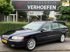 Volvo V70 - 2.4 - QUATTRO - AUTOMAAT - STOEL VERW - PARK SENSOEREN