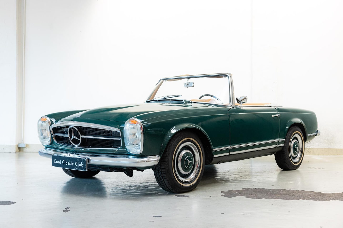 Mercedes-Benz SL-klasse Cabrio - 250 SL - Factory 5 Speed - Dunkelgrün - France Delivered - - AutoWereld.nl