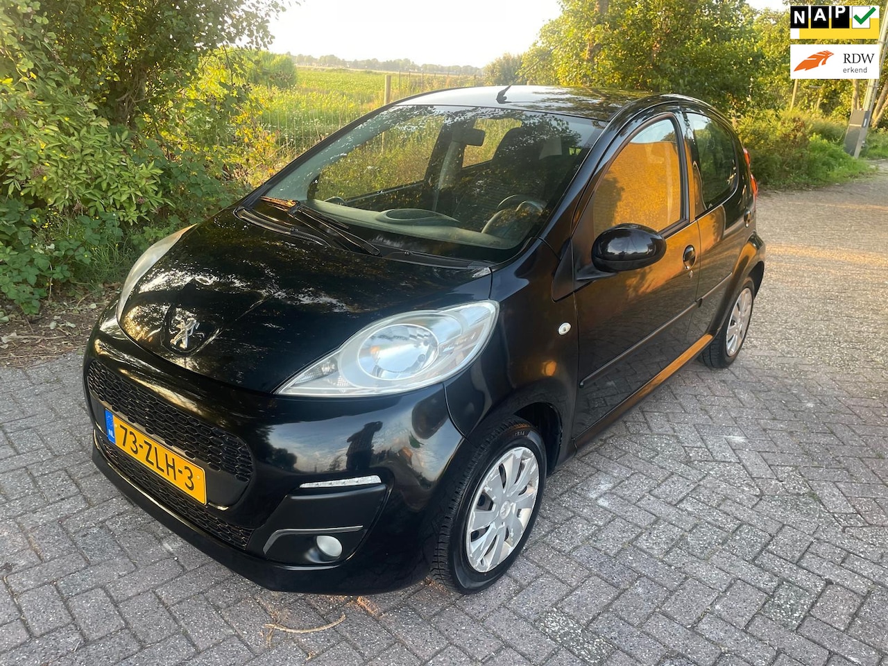 Peugeot 107 - 1.0 Active|LED|Airco - AutoWereld.nl