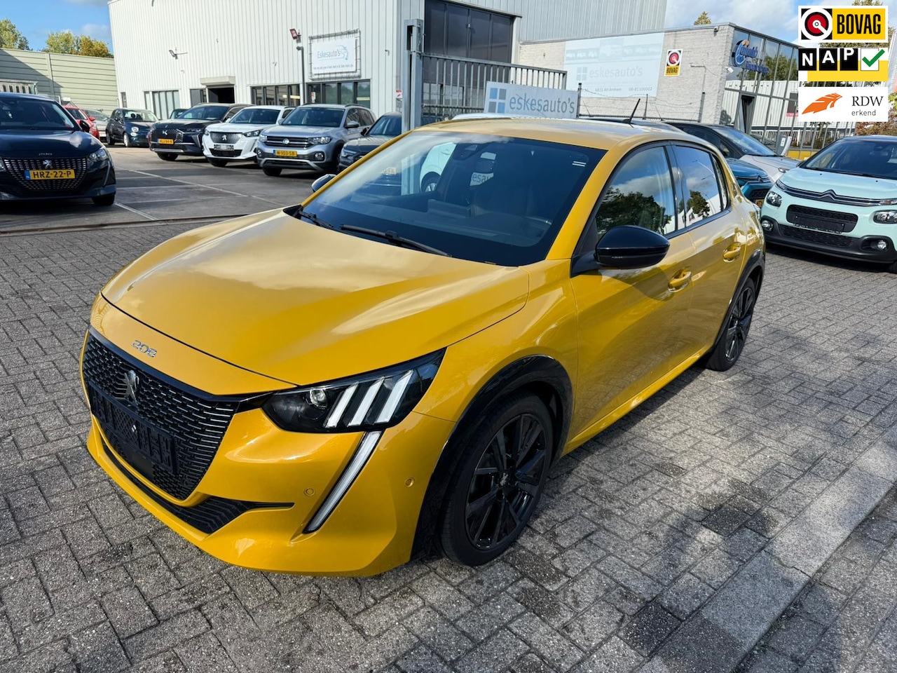 Peugeot 208 - 1.2 PureTech GT-Line 1.2 PureTech GT-line, Navi, Keyless, 12 mnd Garantie - AutoWereld.nl