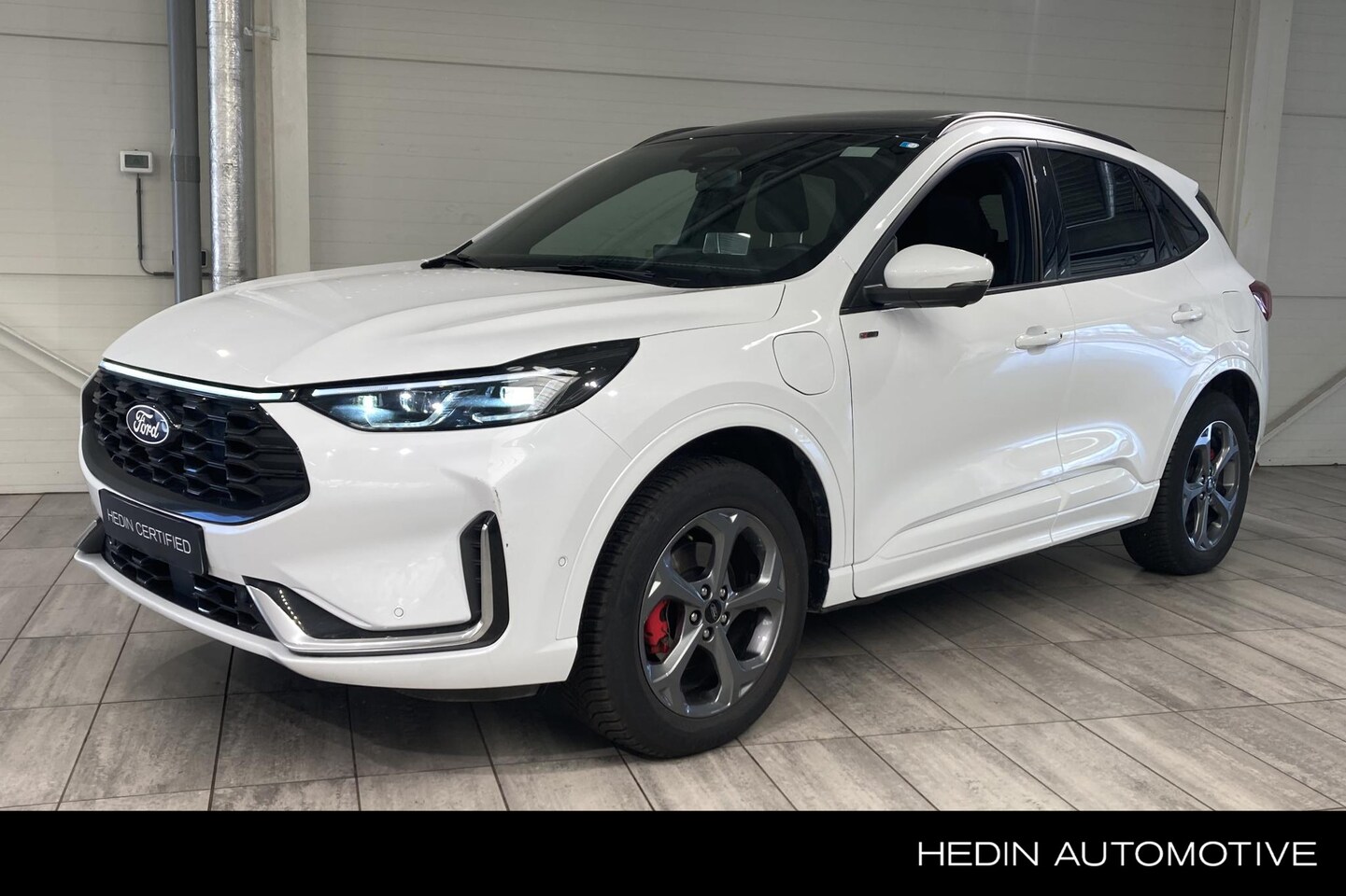 Ford Kuga - 2.5 PHEV ST-Line X | Panoramadak | Driver Assistance | Technology Pack | Trekhaak Elektris - AutoWereld.nl