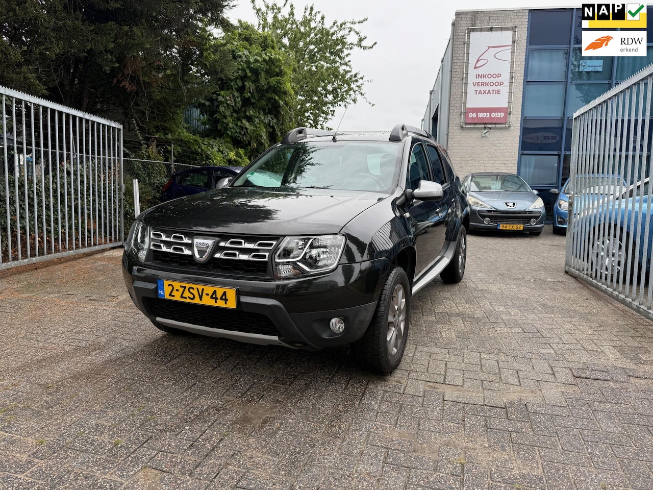 Dacia Duster - 1.2 TCe 4x2 Prestige APK 10/26, Trekhaak, Airco etc - AutoWereld.nl