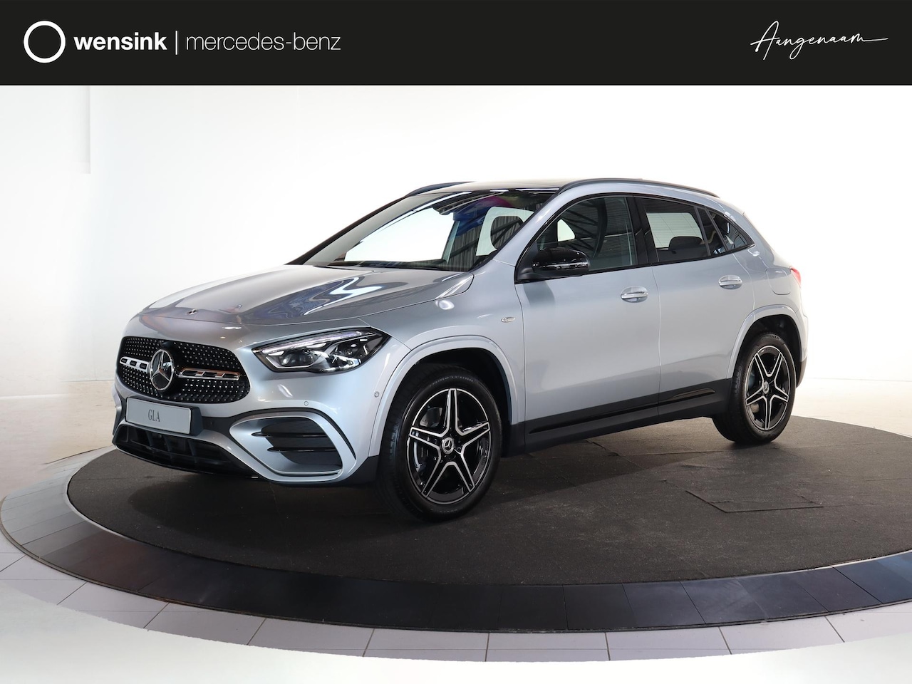 Mercedes-Benz GLA-Klasse - 250e Business Solution AMG | Night | Panoramadak | Parkeercamera | Stoelverwarming | Sfeer - AutoWereld.nl