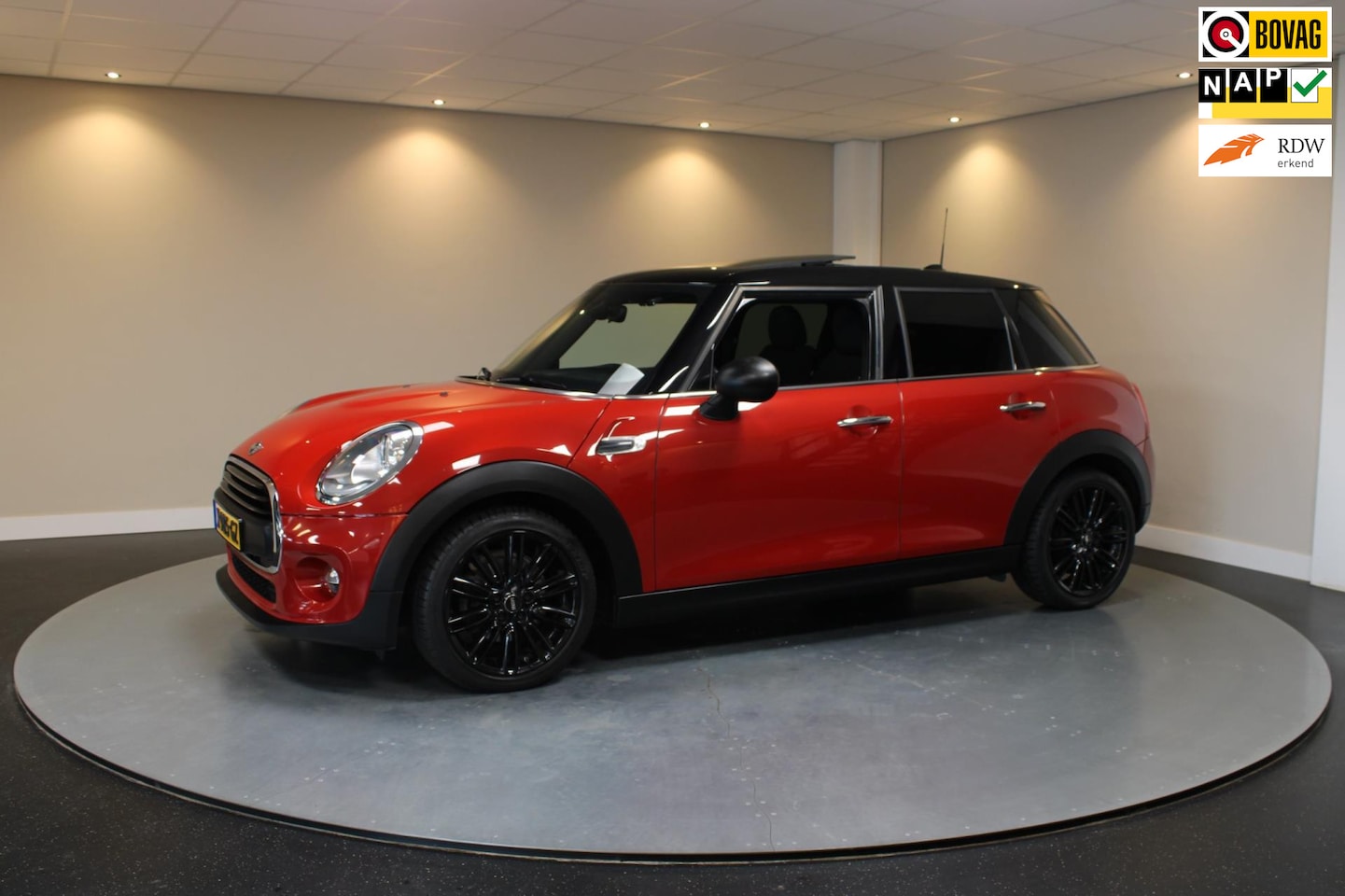 MINI One - Mini 1.2 *Pano/Schuifdak* Stoelverw.|Sfeerverl.|Kuipstoelen - AutoWereld.nl
