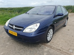 Citroën C5 - 1.8-16V Différence 2