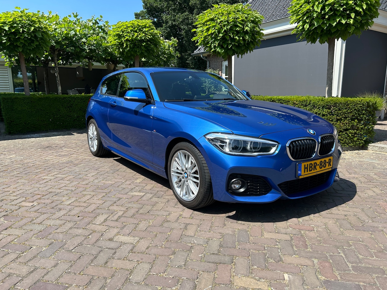 BMW 1-serie - 116i Executive M-Pakket - AutoWereld.nl