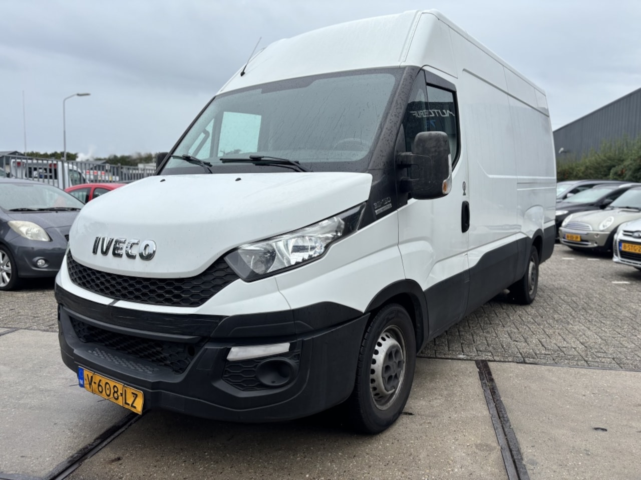 Iveco Daily - 35S13V 2.3 352 H1 AUTOMAAT! - AutoWereld.nl