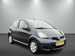 Toyota Aygo - 1.0-12V Aspiration Green Navigator