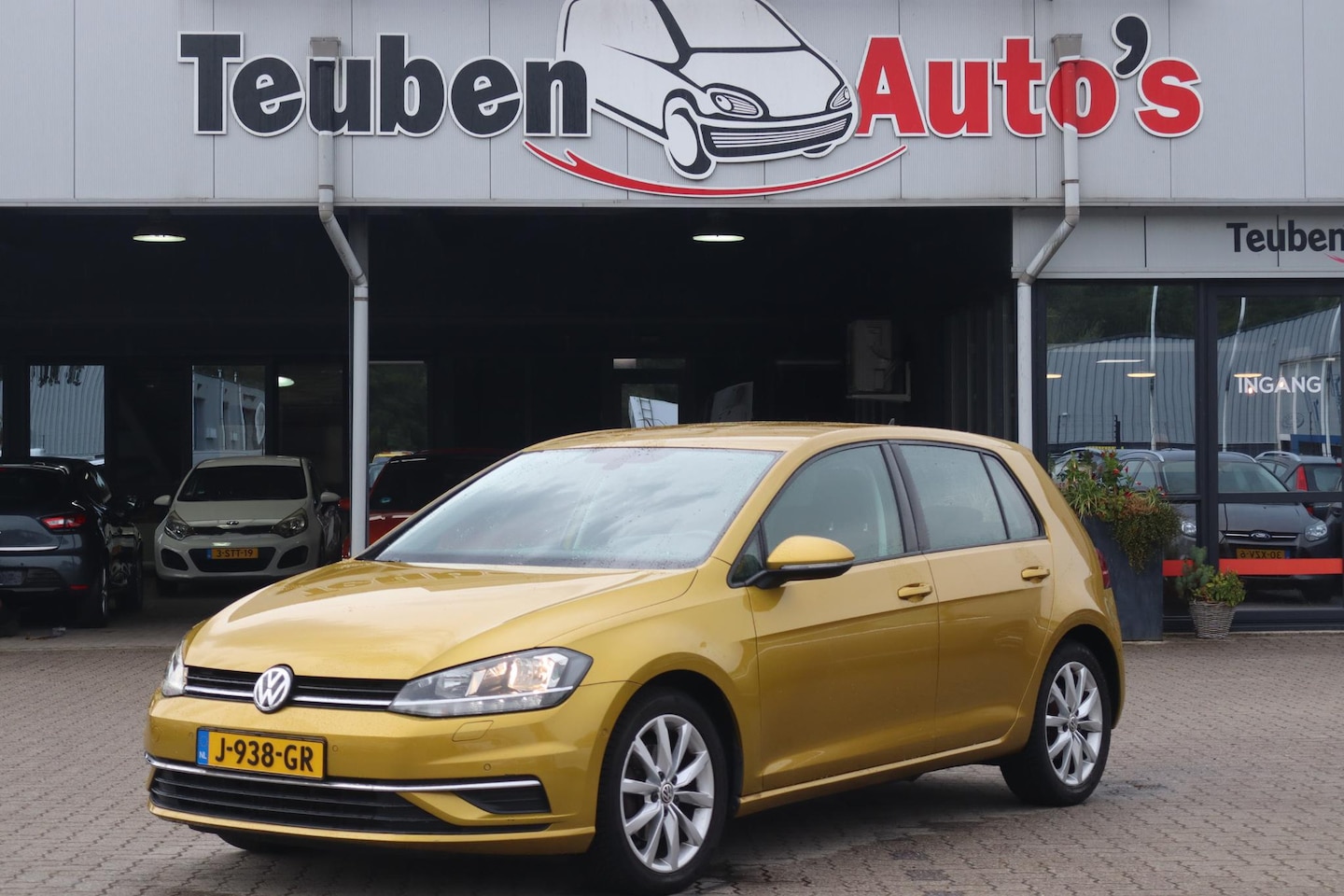 Volkswagen Golf - 1.4 TSI Highline Navigatie, Camera, Stoelverwarming, Lichtmetalen wielen, Adaptieve cruise - AutoWereld.nl