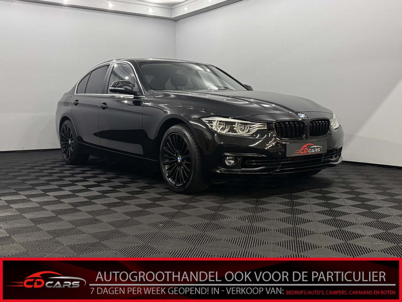 BMW 3-serie - 318i Executive Clima, Navi, Parkeersensoren, Memory stoelen, Cruise control, Keyless start - AutoWereld.nl