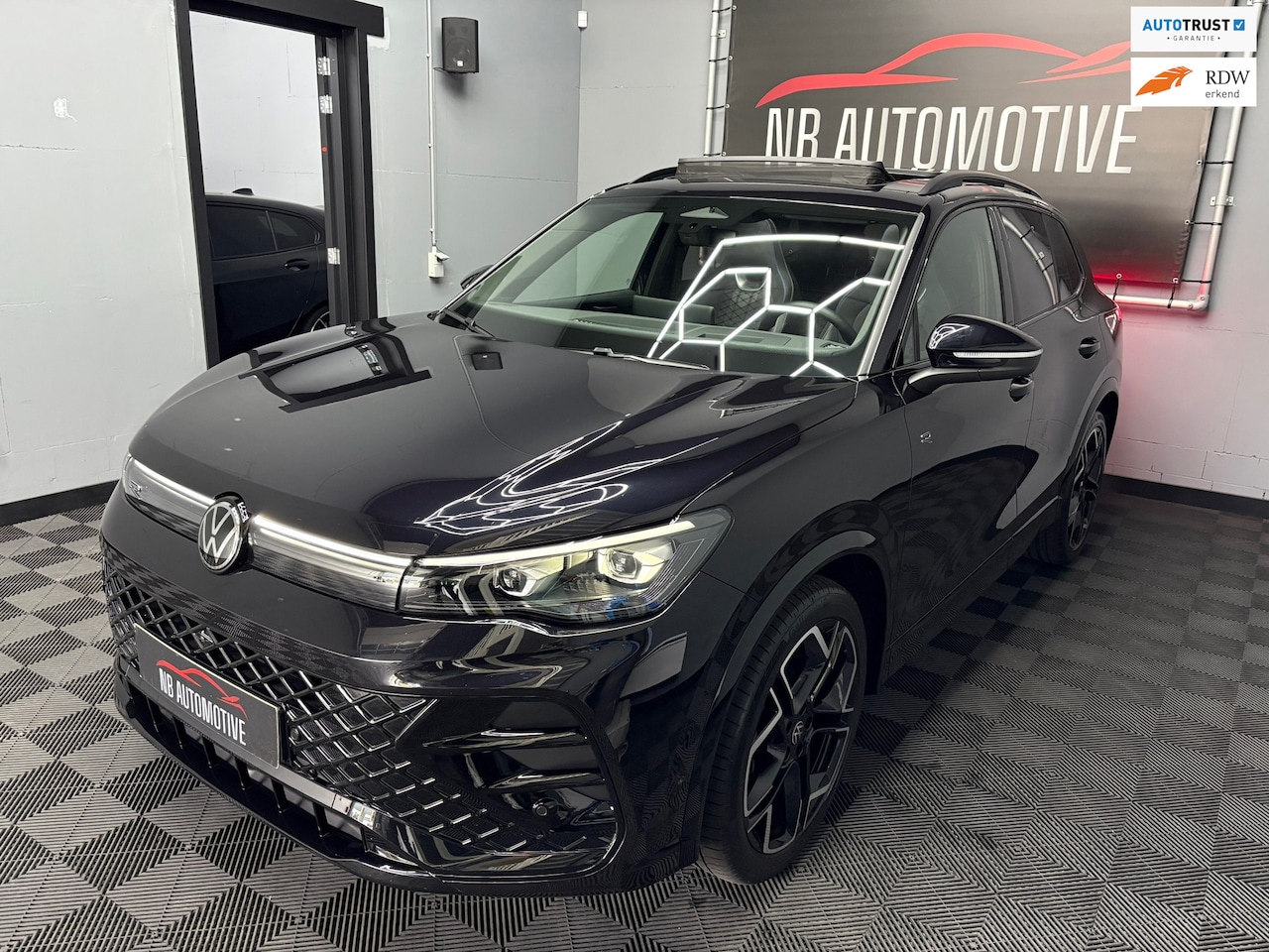 Volkswagen Tiguan - 1.5 eTSI R-line Edition Pano - AutoWereld.nl