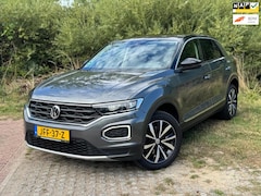 Volkswagen T-Roc - 1.5 TSI / VIRTUAL / PDC / 1E EIGENAAR